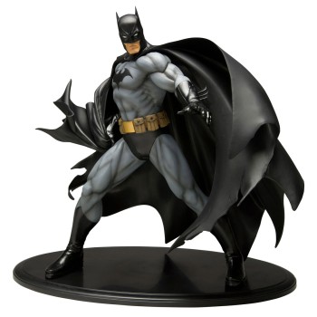 Batman ARTFX Statue 1/6 Black Costume Version 29 cm